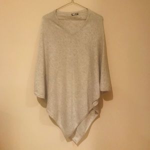 100 % Cashmere Poncho, One Size, Light Gray
